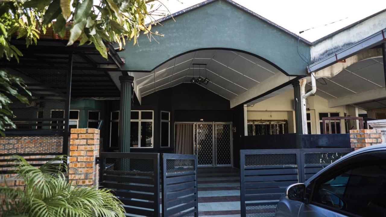 Nikqi'S Homestay Temerloh Exterior foto