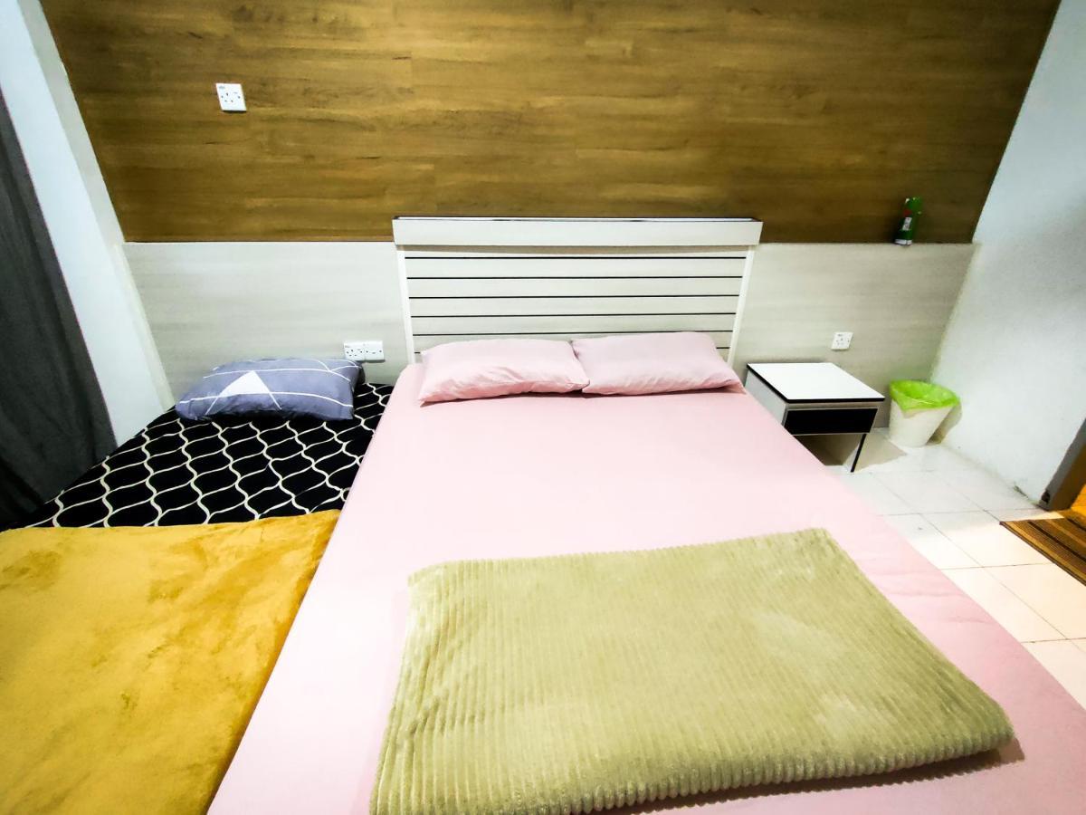 Nikqi'S Homestay Temerloh Exterior foto