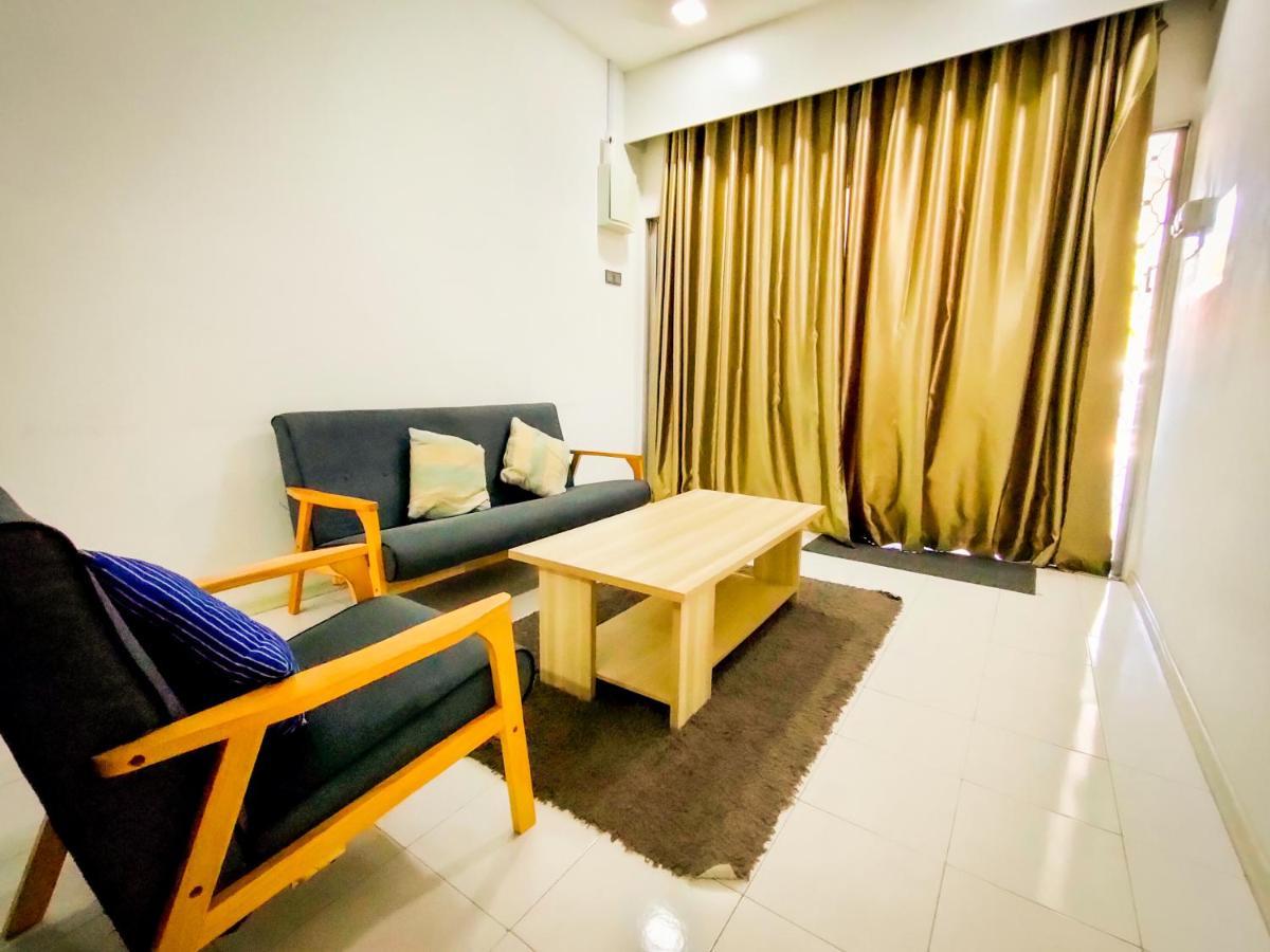 Nikqi'S Homestay Temerloh Exterior foto