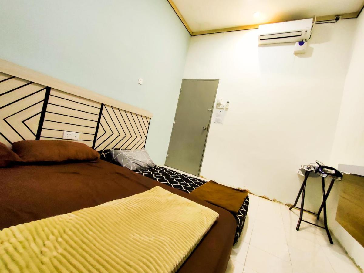 Nikqi'S Homestay Temerloh Exterior foto
